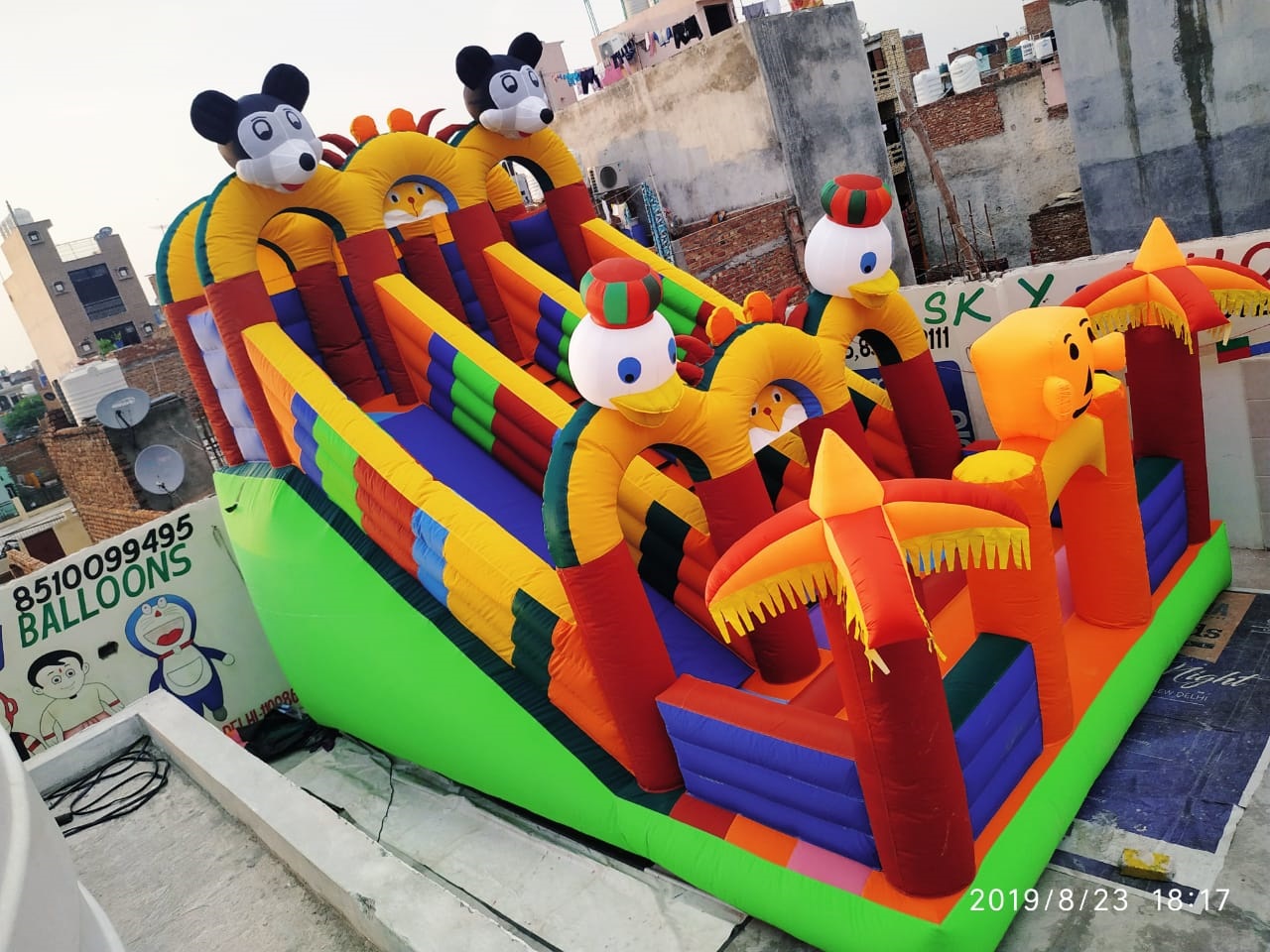 mickey Mouse Bouncy castle